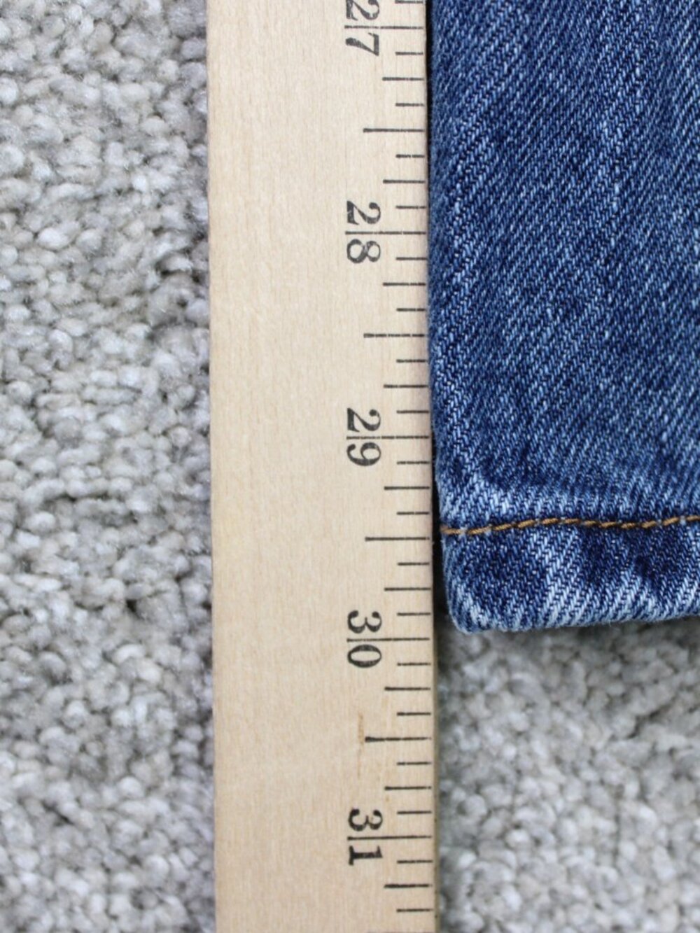 Levi's 550 Jeans Mens 36x30 Blue Relaxed Fit 100% Cotton 5-Pocket Denim Y2K - Picture 3 of 13